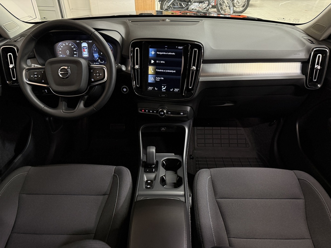 Volvo XC40 vaihtoauto
