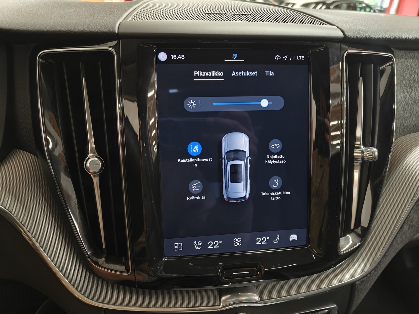 Volvo XC60 vaihtoauto