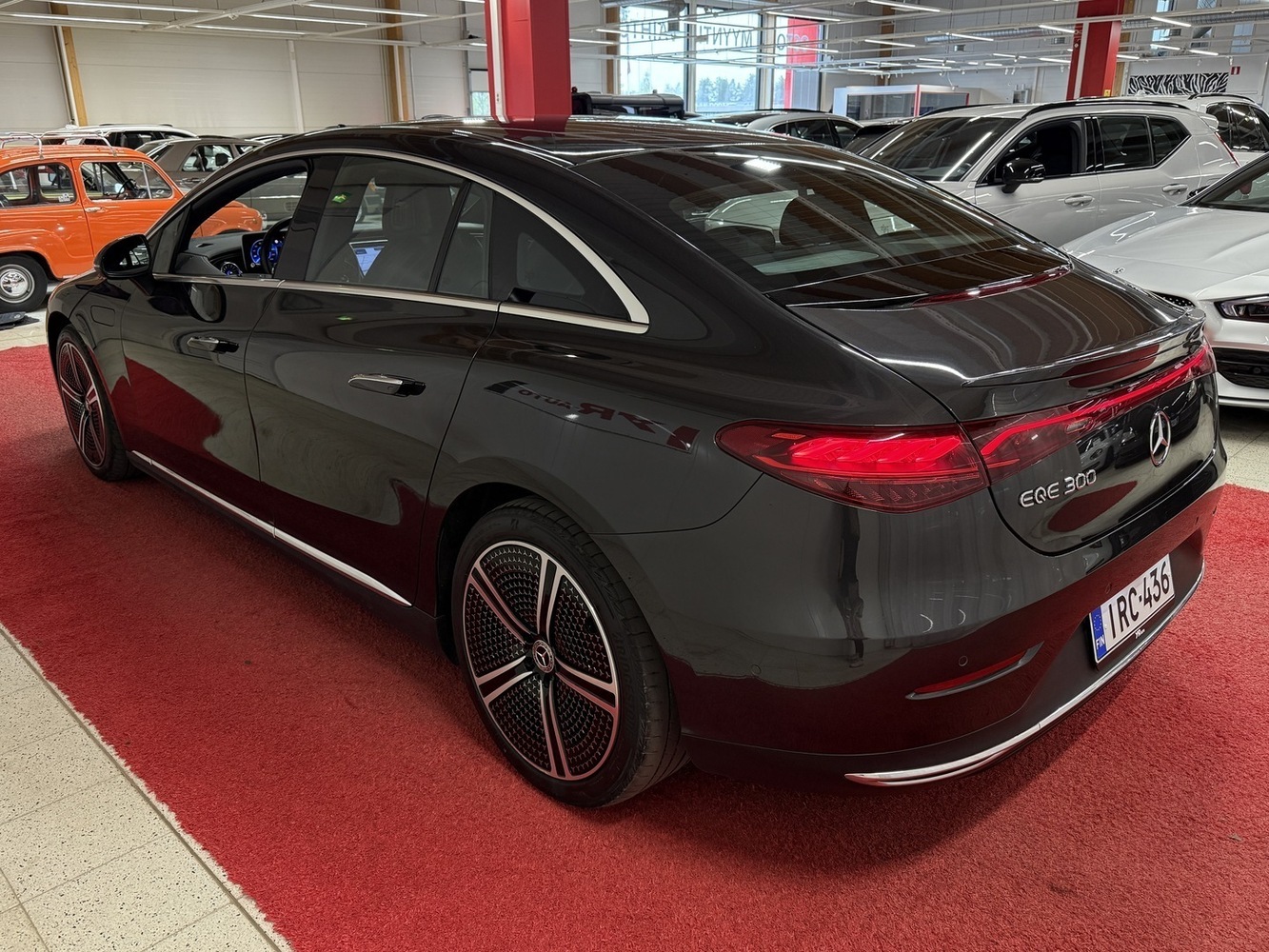 Mercedes-Benz EQE vaihtoauto