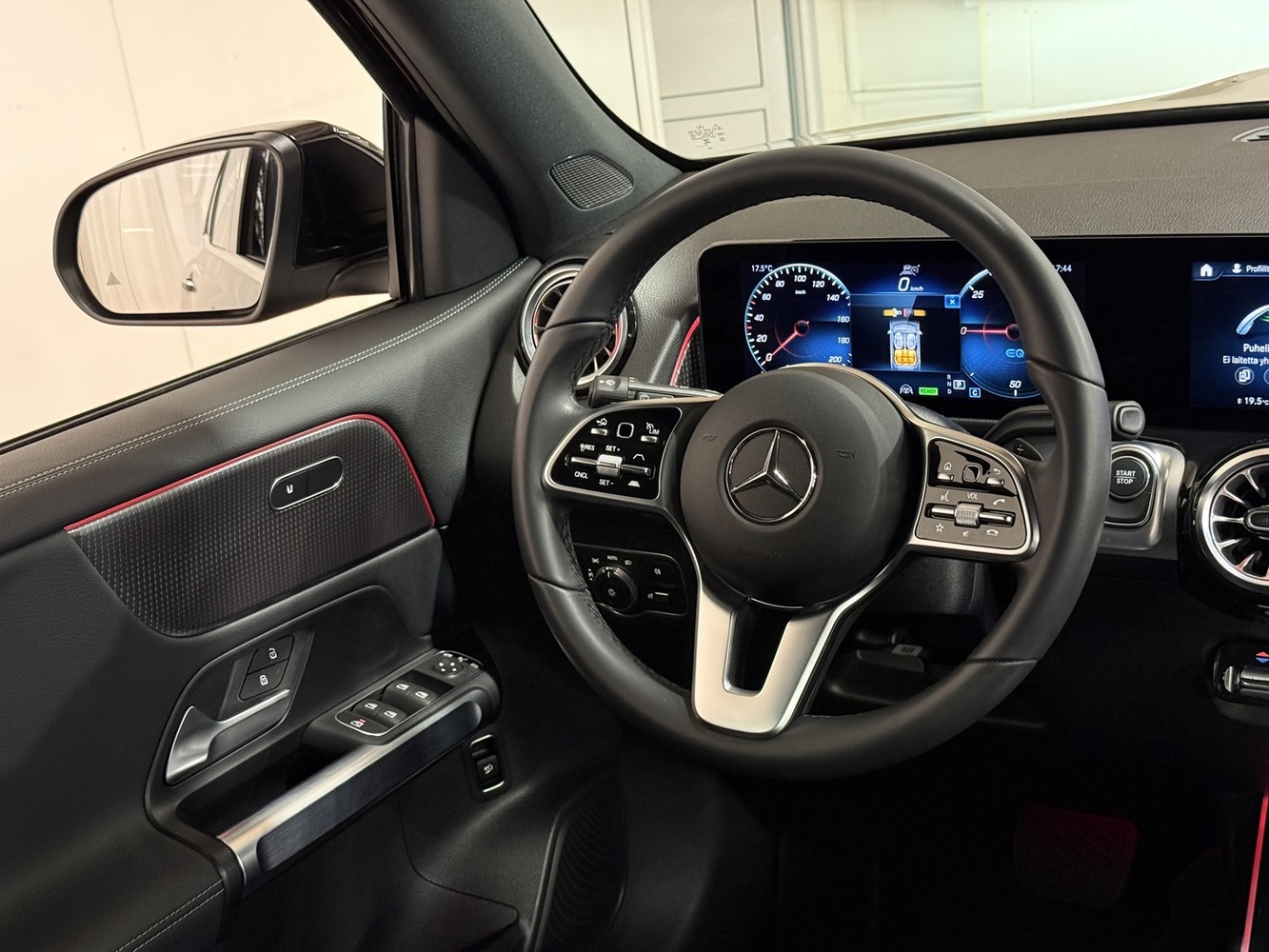 Mercedes-Benz EQB vaihtoauto