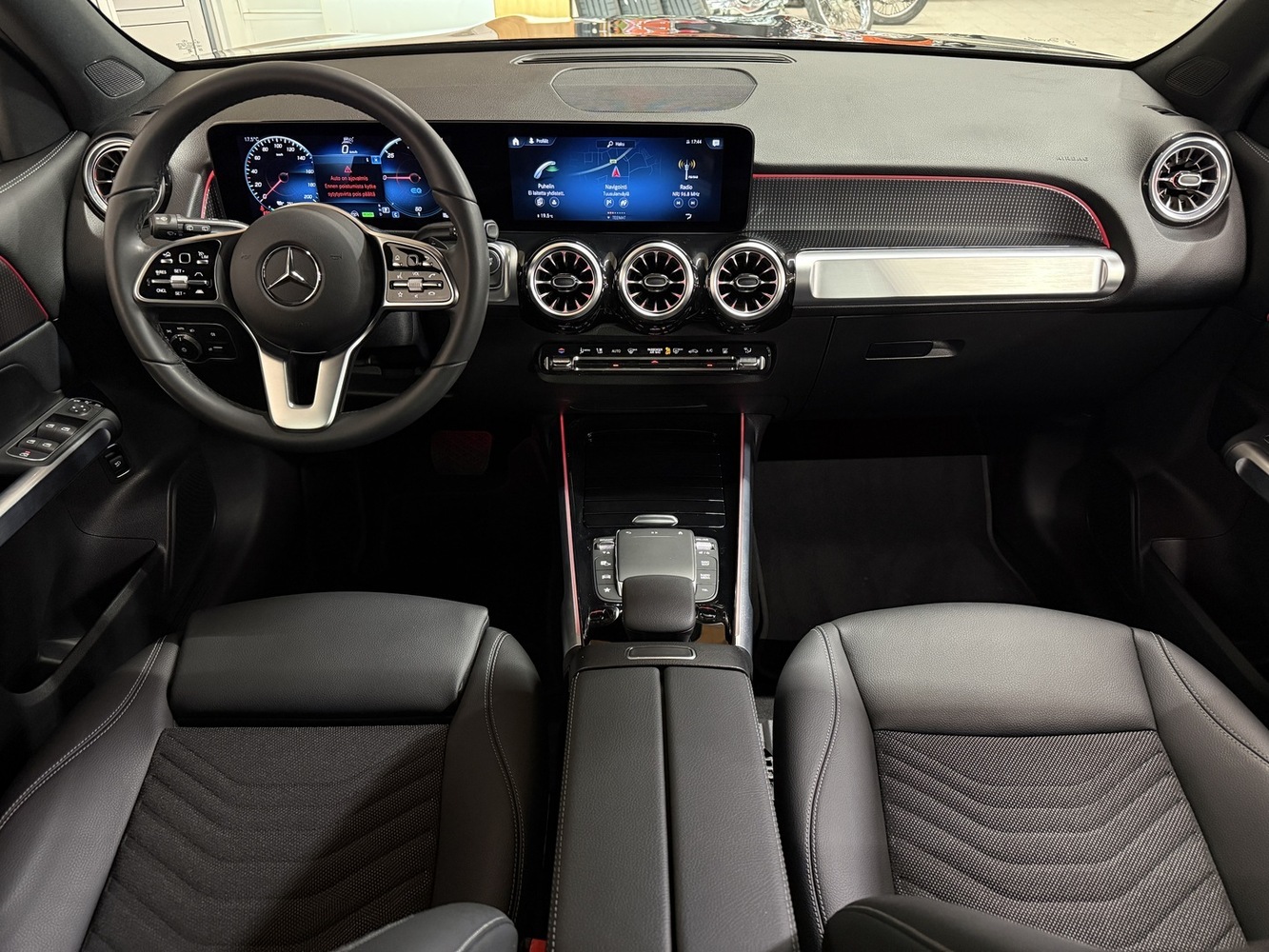 Mercedes-Benz EQB vaihtoauto