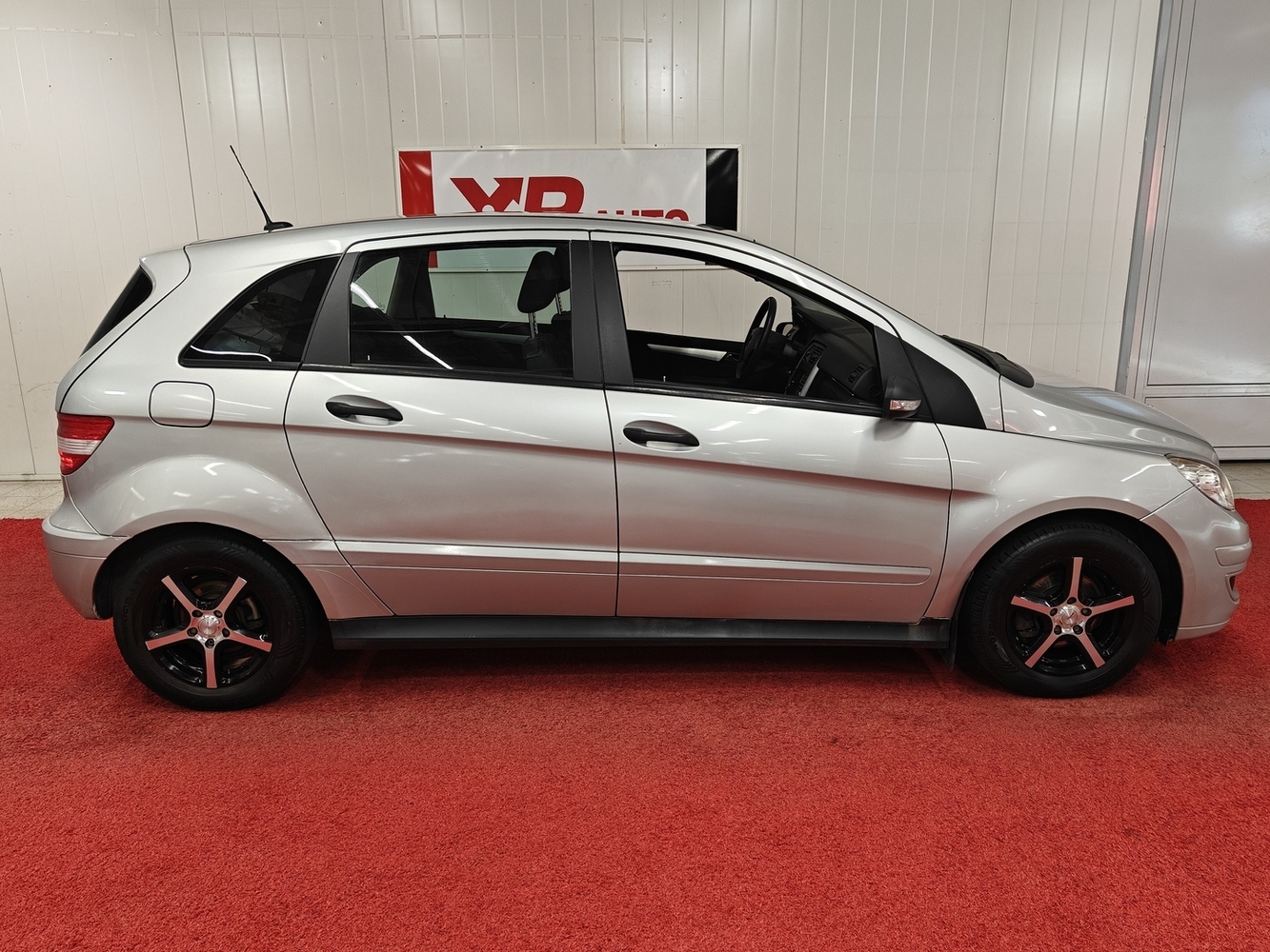 Mercedes-Benz B vaihtoauto