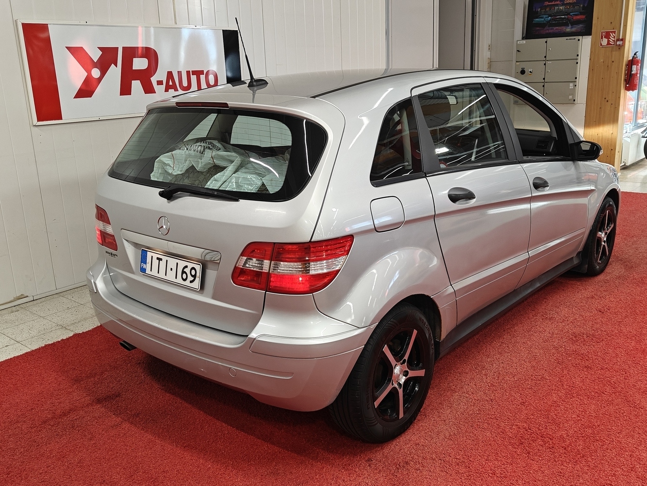Mercedes-Benz B vaihtoauto
