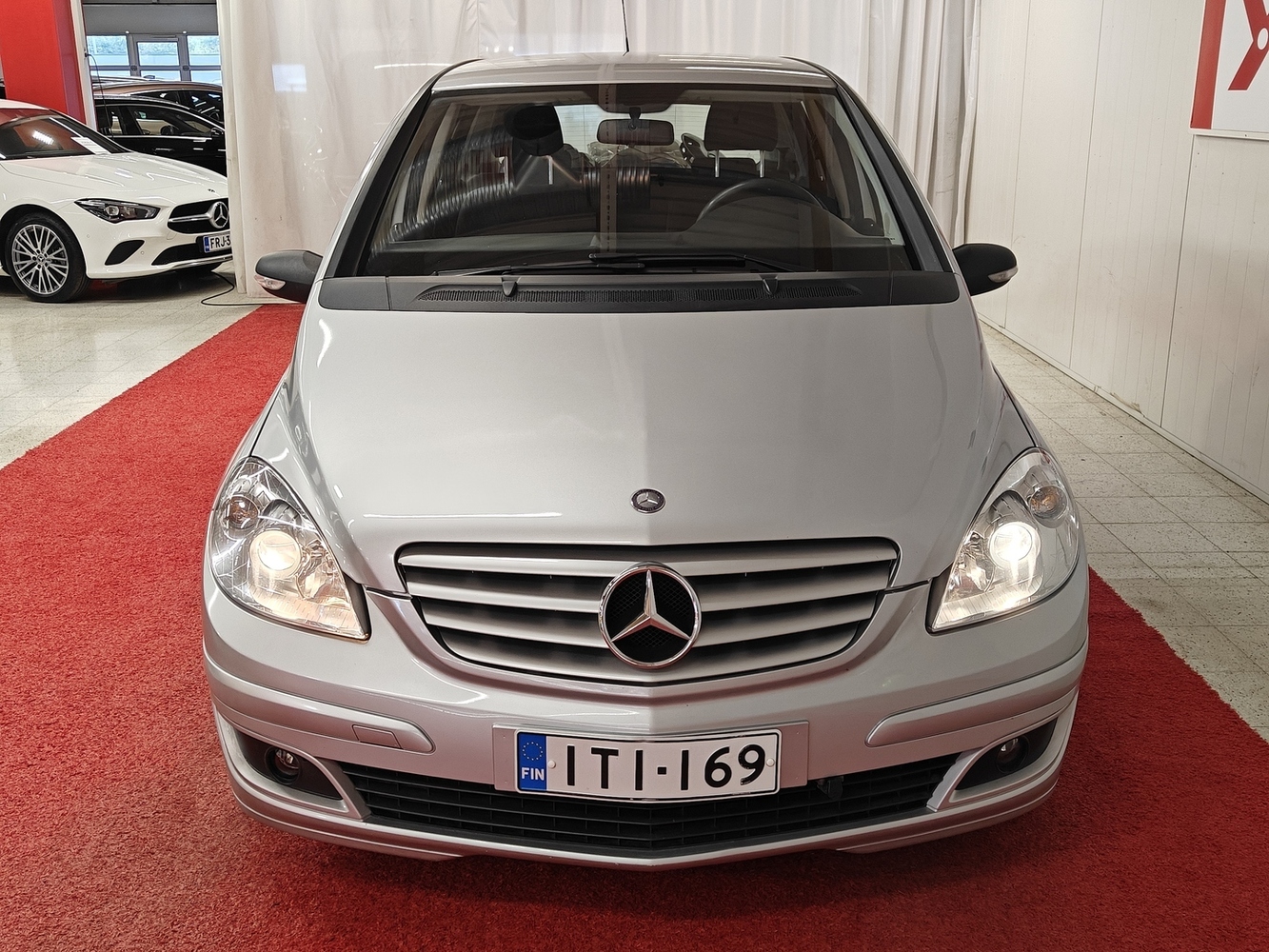 Mercedes-Benz B vaihtoauto