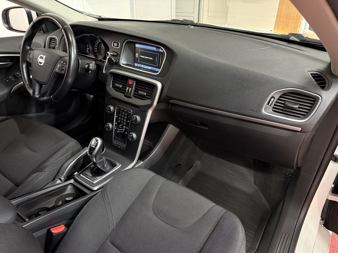 Volvo V40 vaihtoauto
