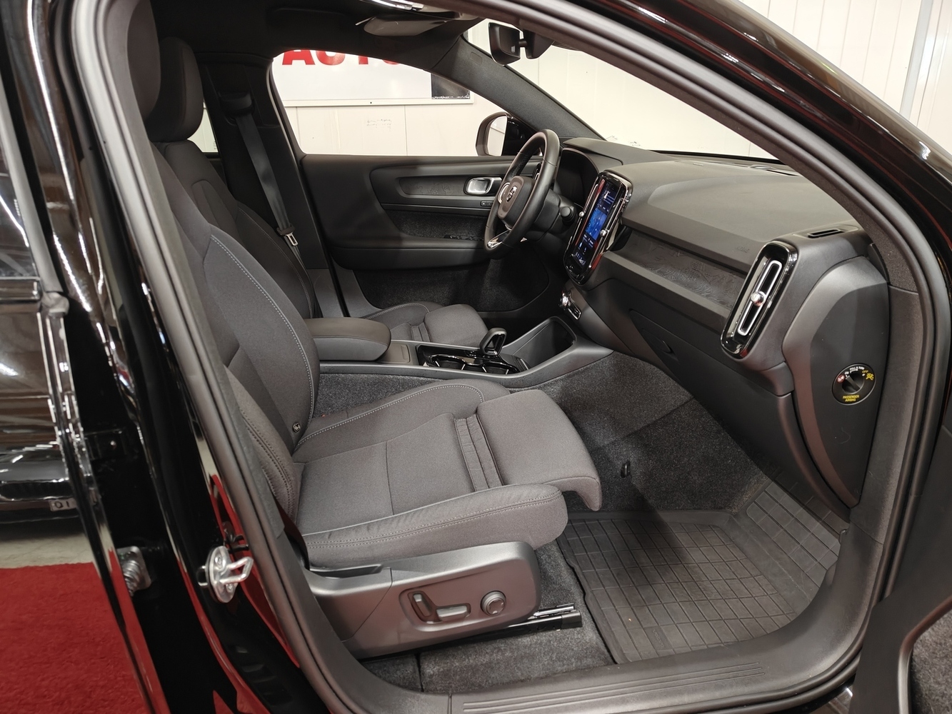 Volvo C40 vaihtoauto