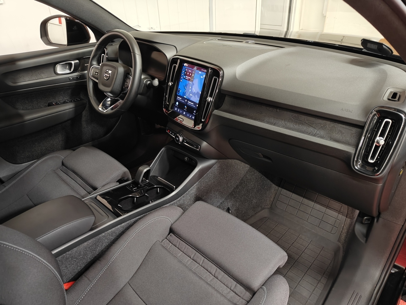 Volvo C40 vaihtoauto