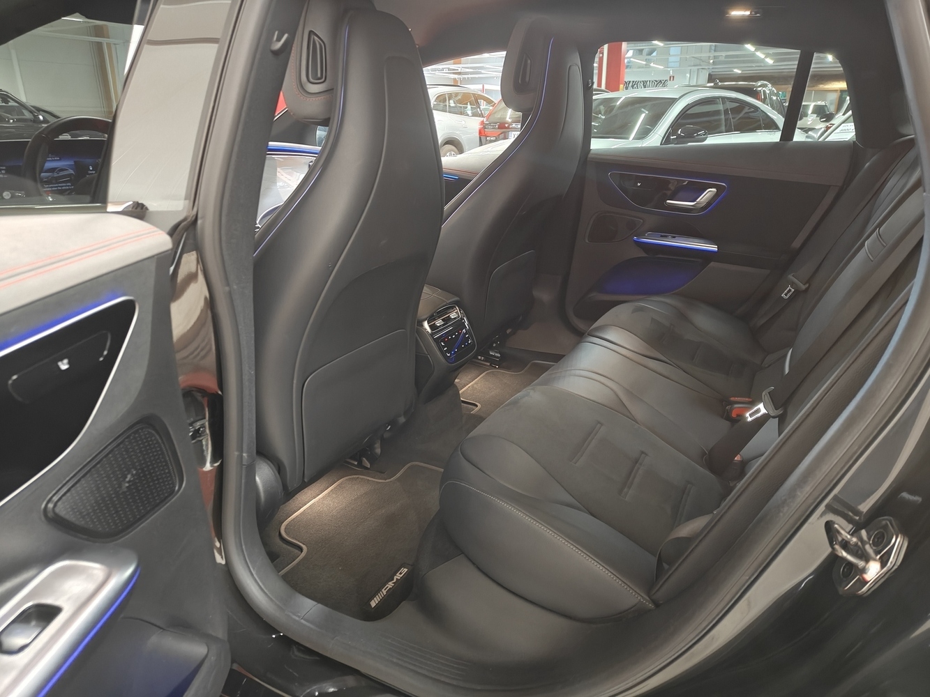 Mercedes-Benz EQE vaihtoauto