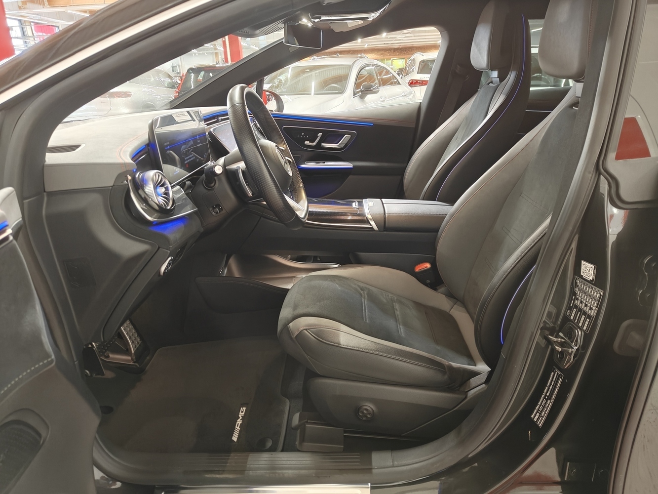 Mercedes-Benz EQE vaihtoauto