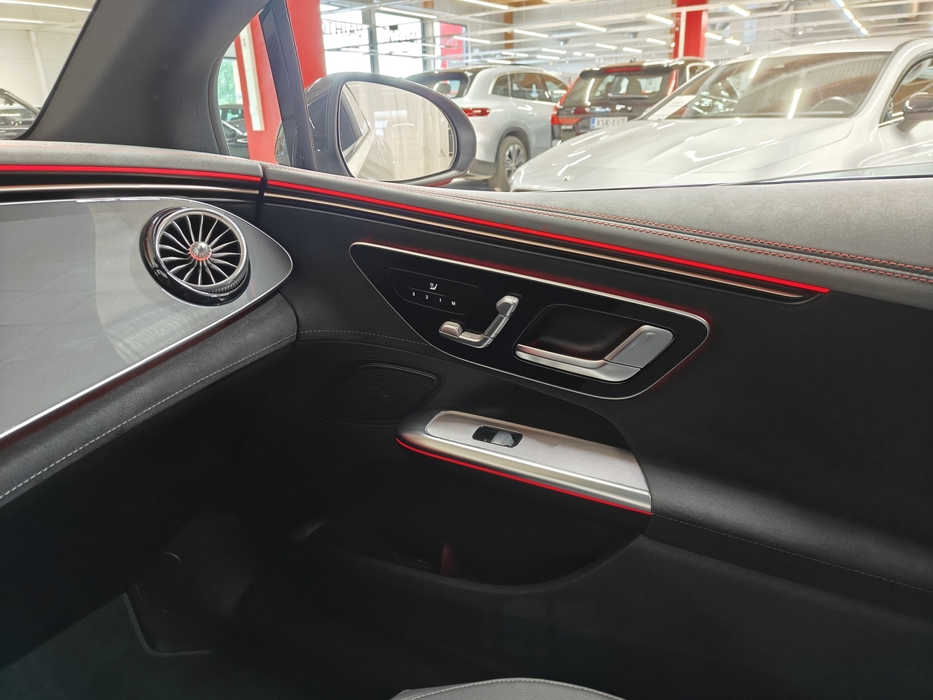 Mercedes-Benz EQE vaihtoauto