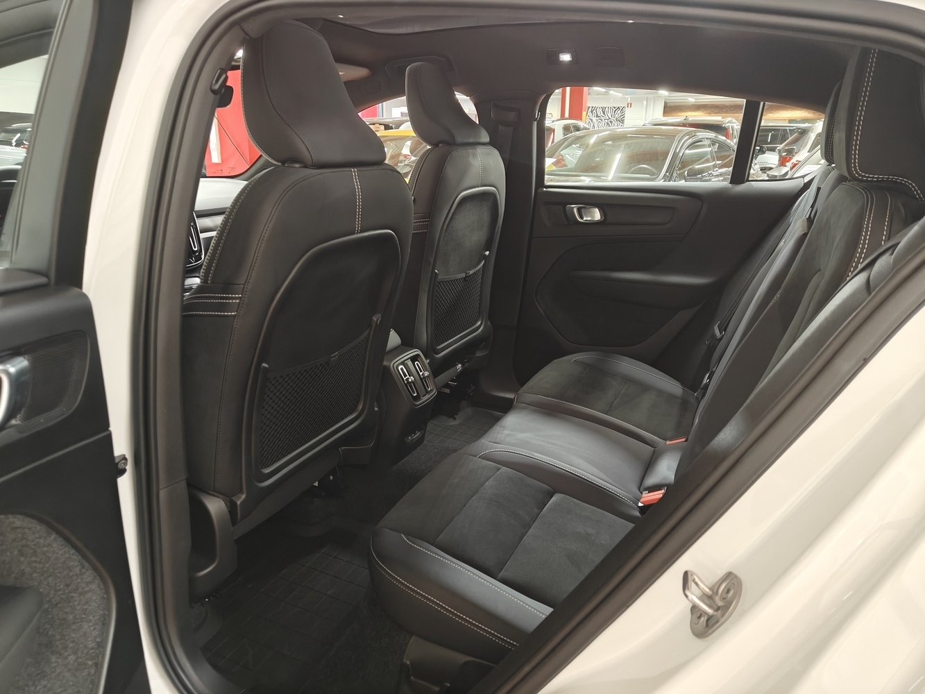 Volvo C40 vaihtoauto
