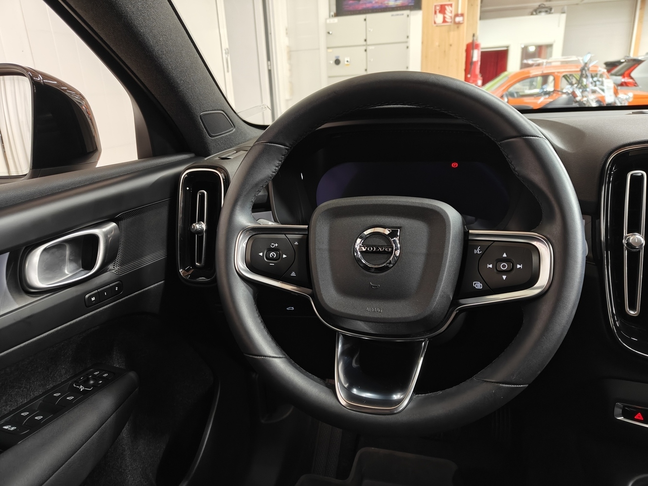 Volvo C40 vaihtoauto