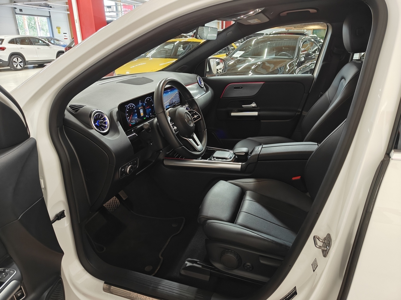 Mercedes-Benz EQA vaihtoauto