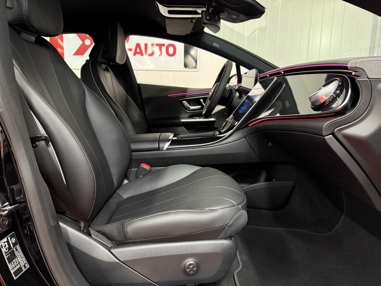 Mercedes-Benz EQE vaihtoauto