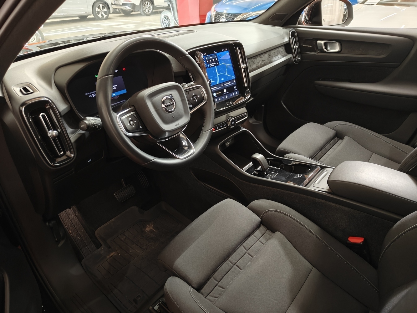 Volvo C40 vaihtoauto