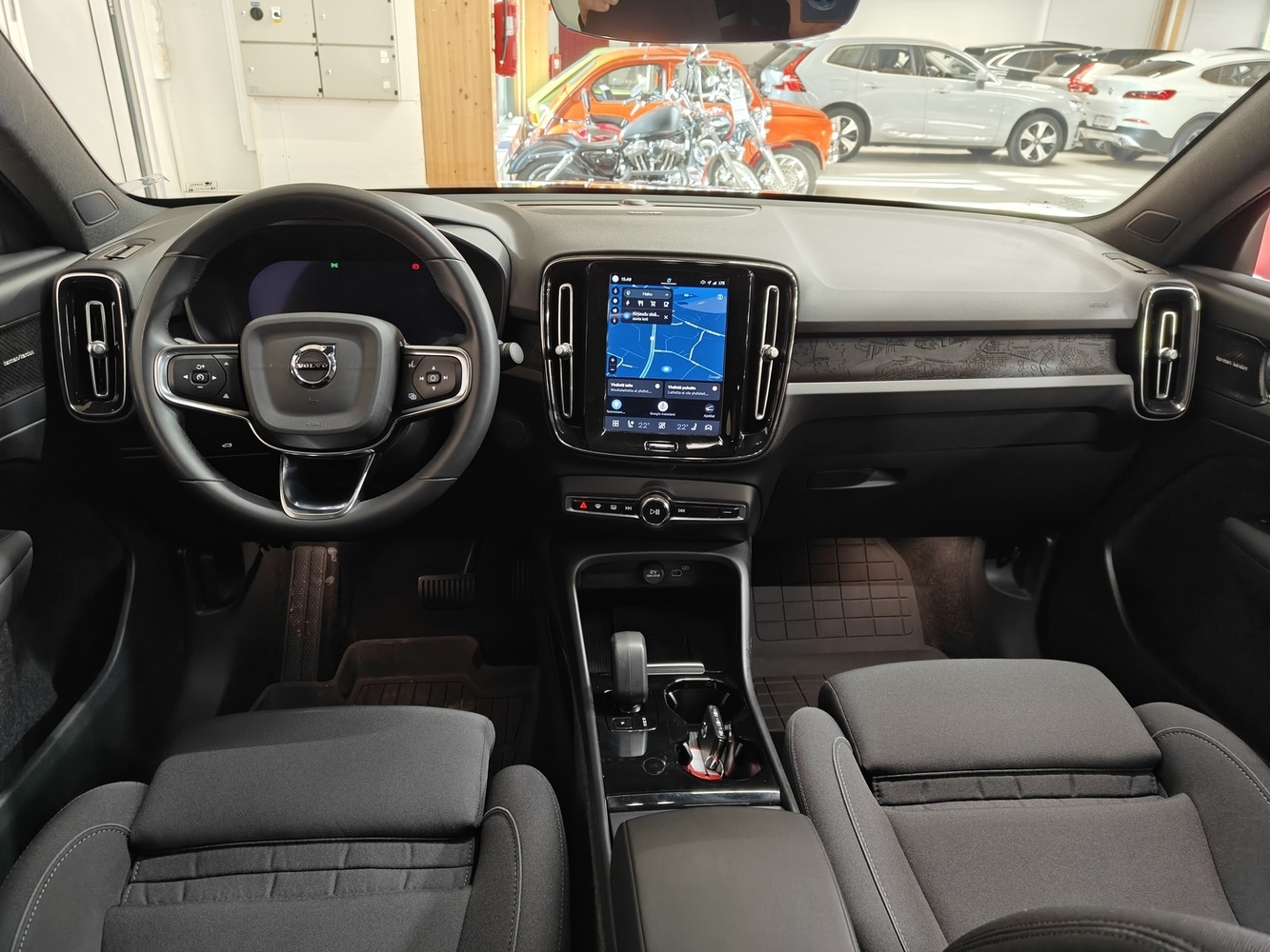 Volvo C40 vaihtoauto