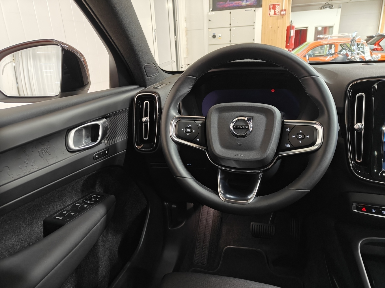 Volvo C40 vaihtoauto