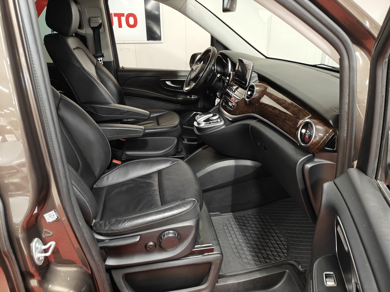 Mercedes-Benz V vaihtoauto