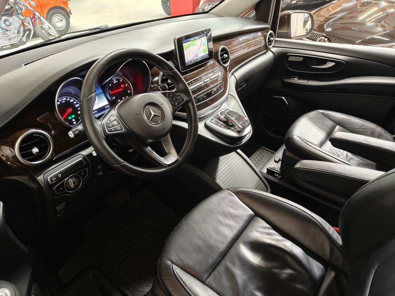 Mercedes-Benz V vaihtoauto