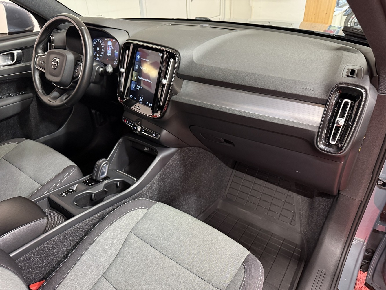 Volvo XC40 vaihtoauto