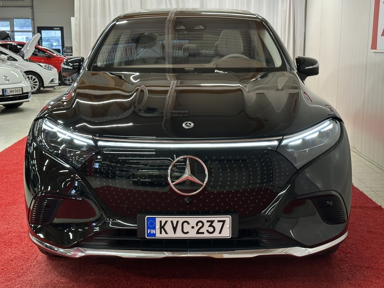 Mercedes-Benz EQS vaihtoauto