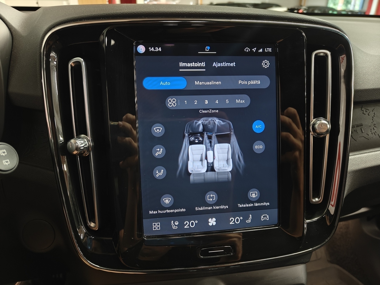 Volvo XC40 vaihtoauto