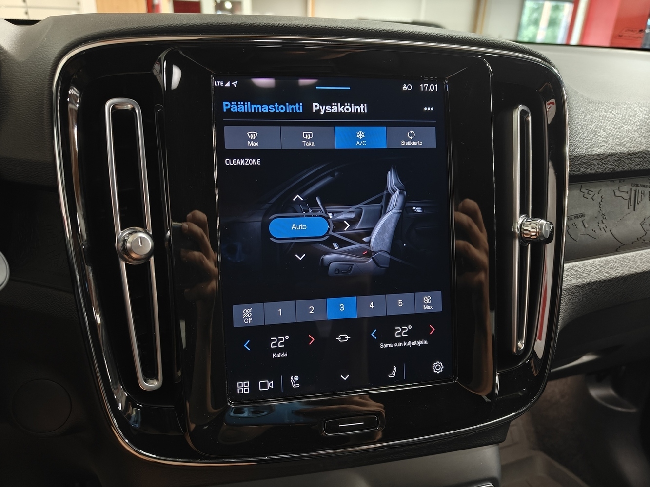 Volvo XC40 vaihtoauto