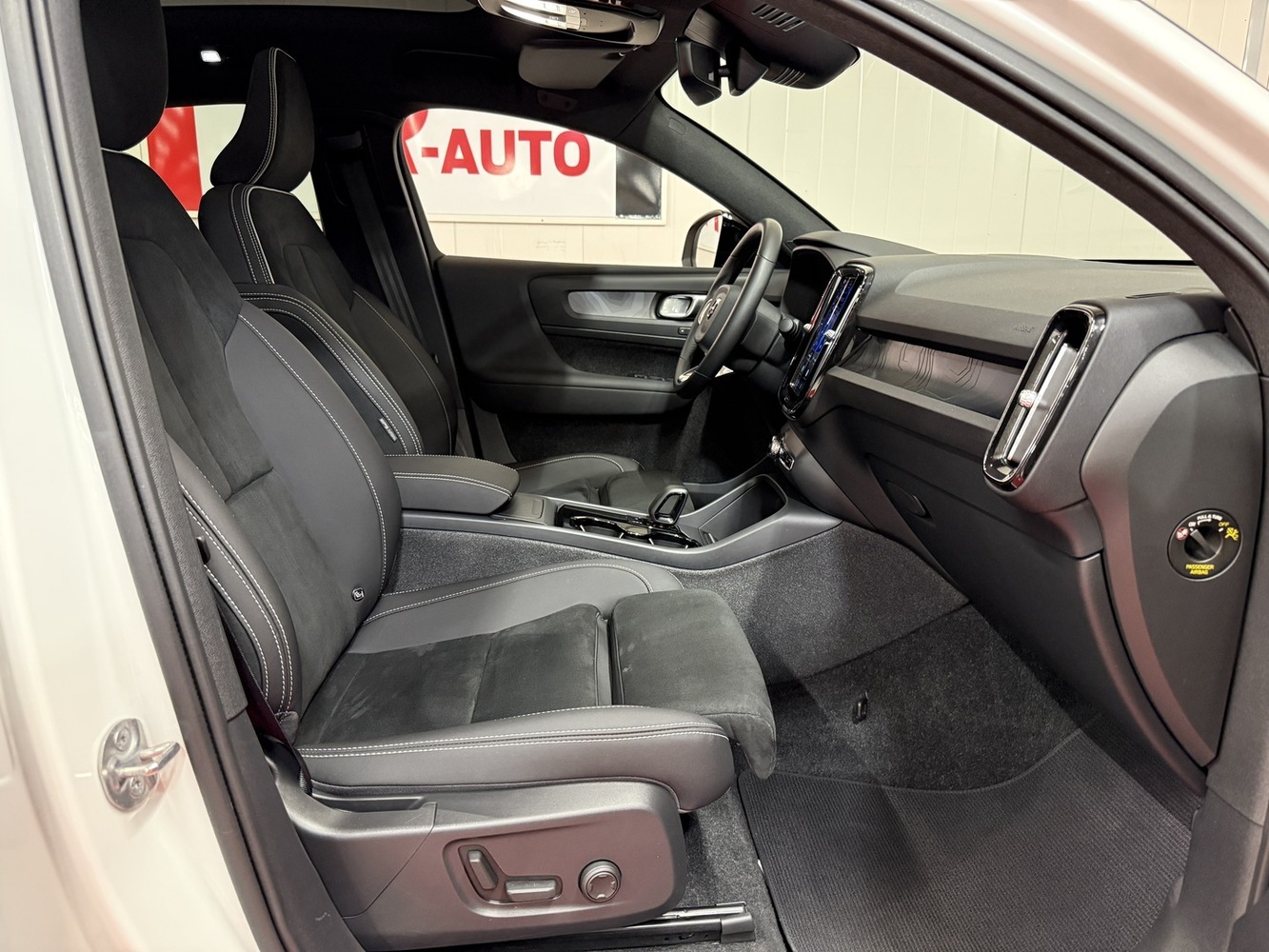 Volvo C40 vaihtoauto