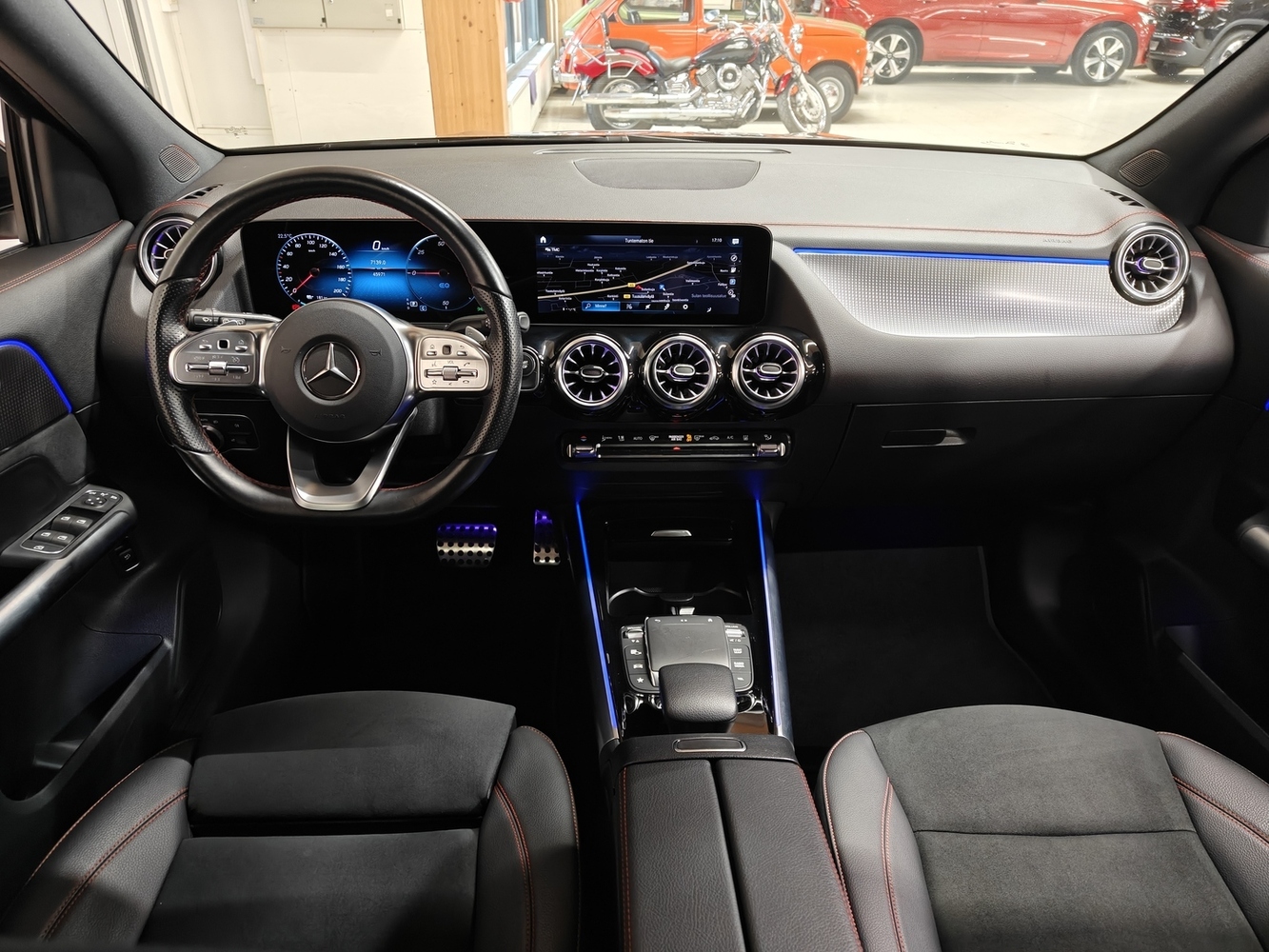 Mercedes-Benz EQA vaihtoauto