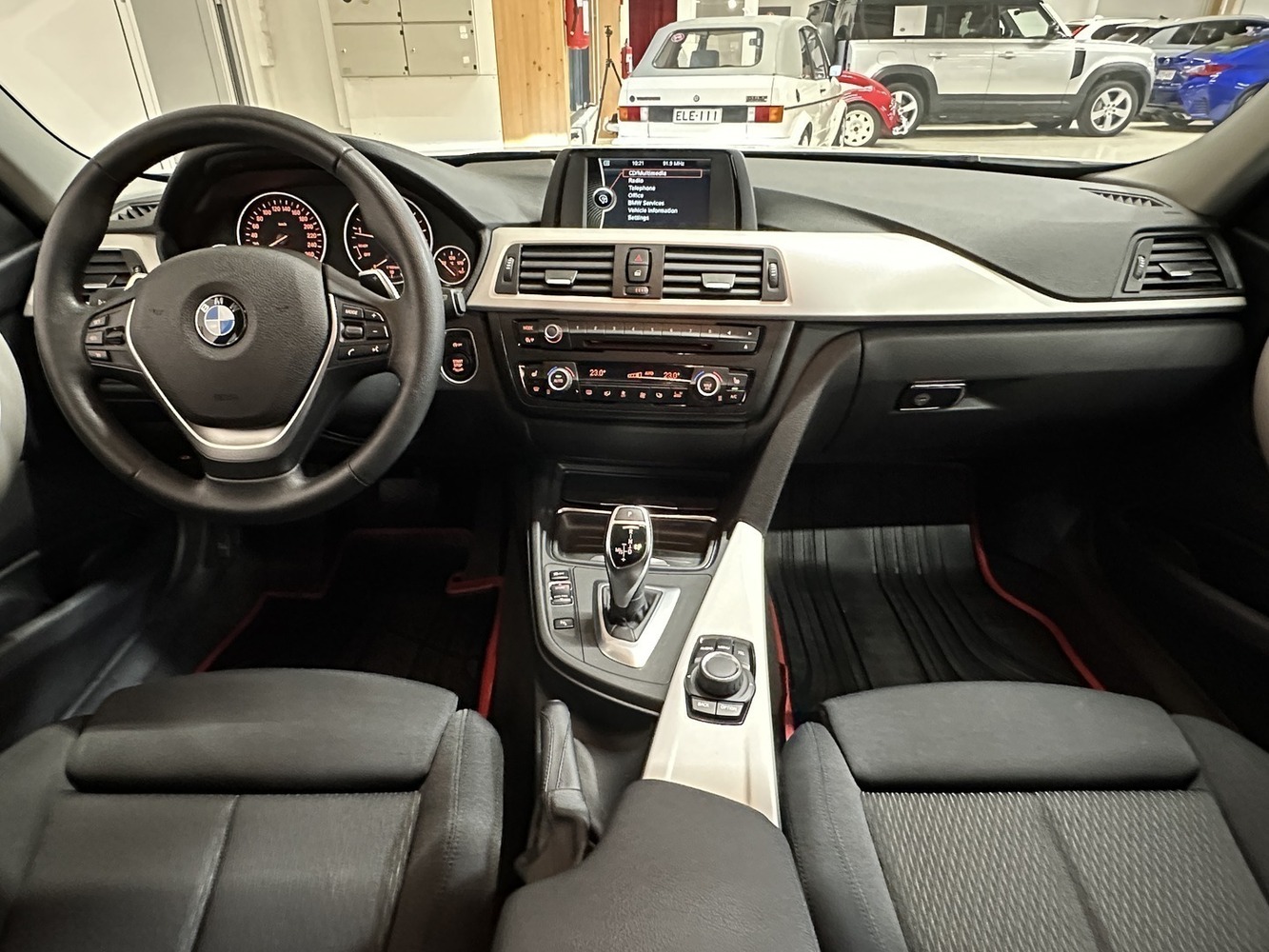 BMW 320 vaihtoauto