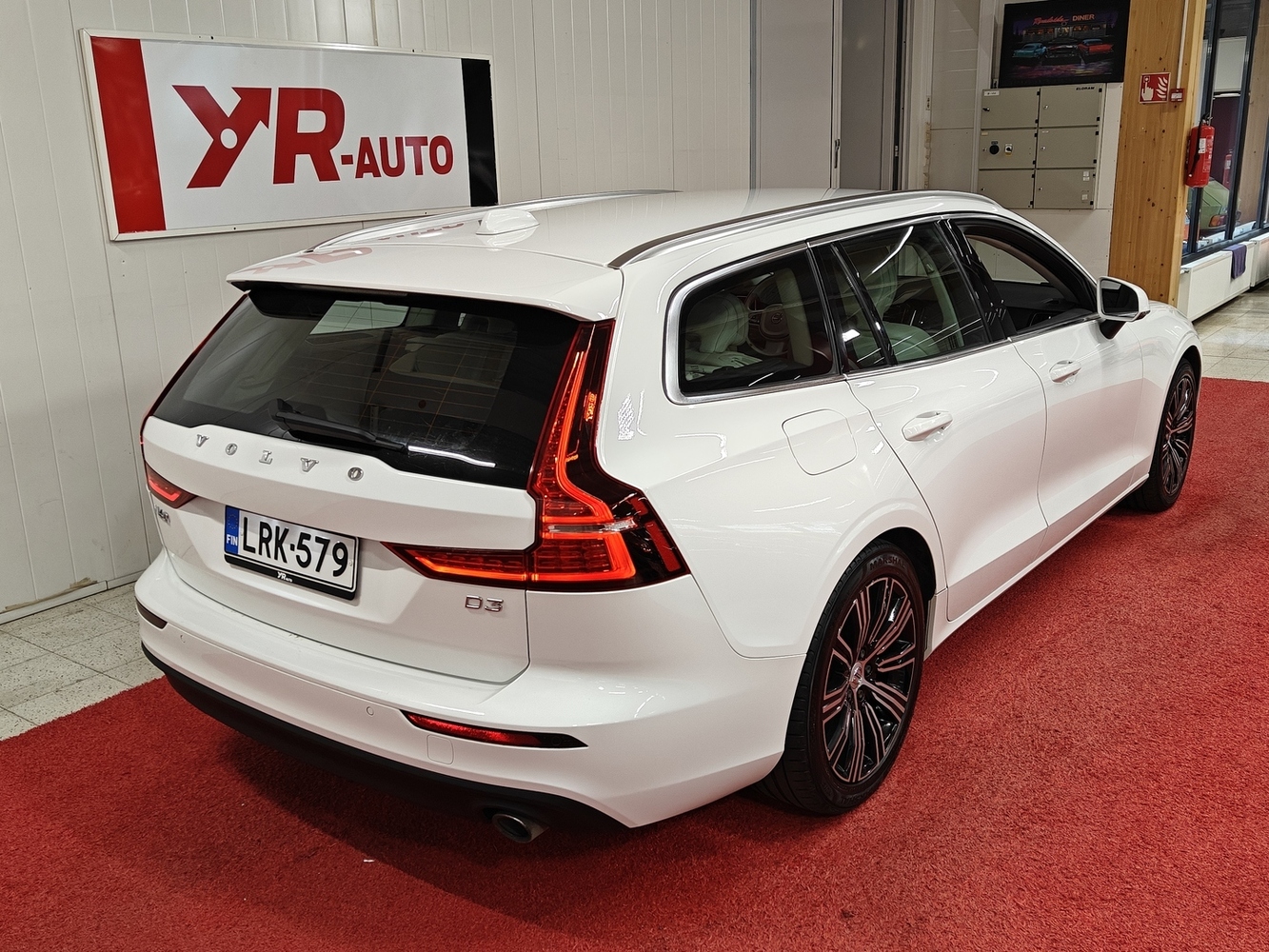 Volvo V60 vaihtoauto
