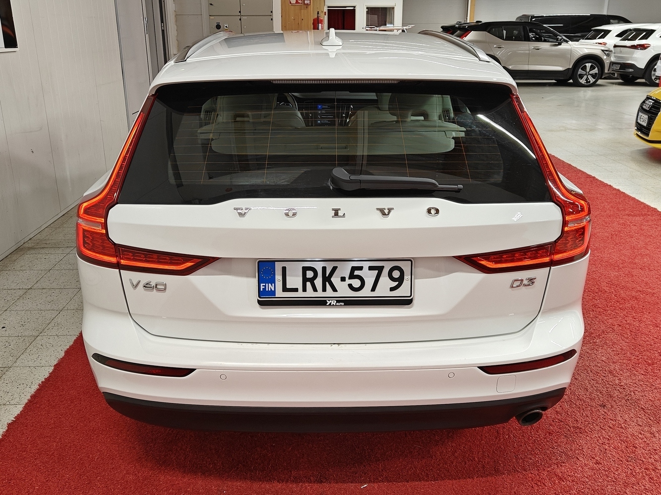 Volvo V60 vaihtoauto