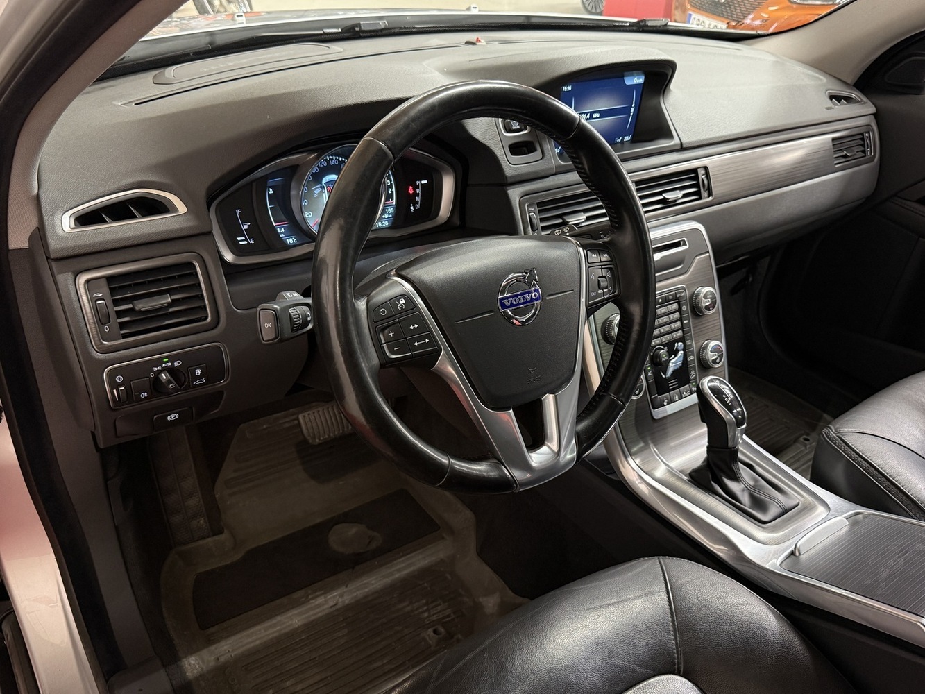 Volvo XC70 vaihtoauto