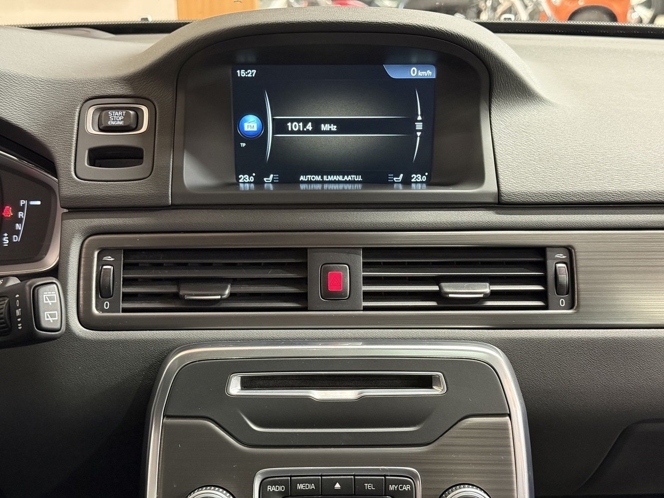 Volvo XC70 vaihtoauto