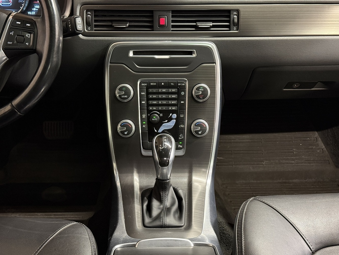 Volvo XC70 vaihtoauto