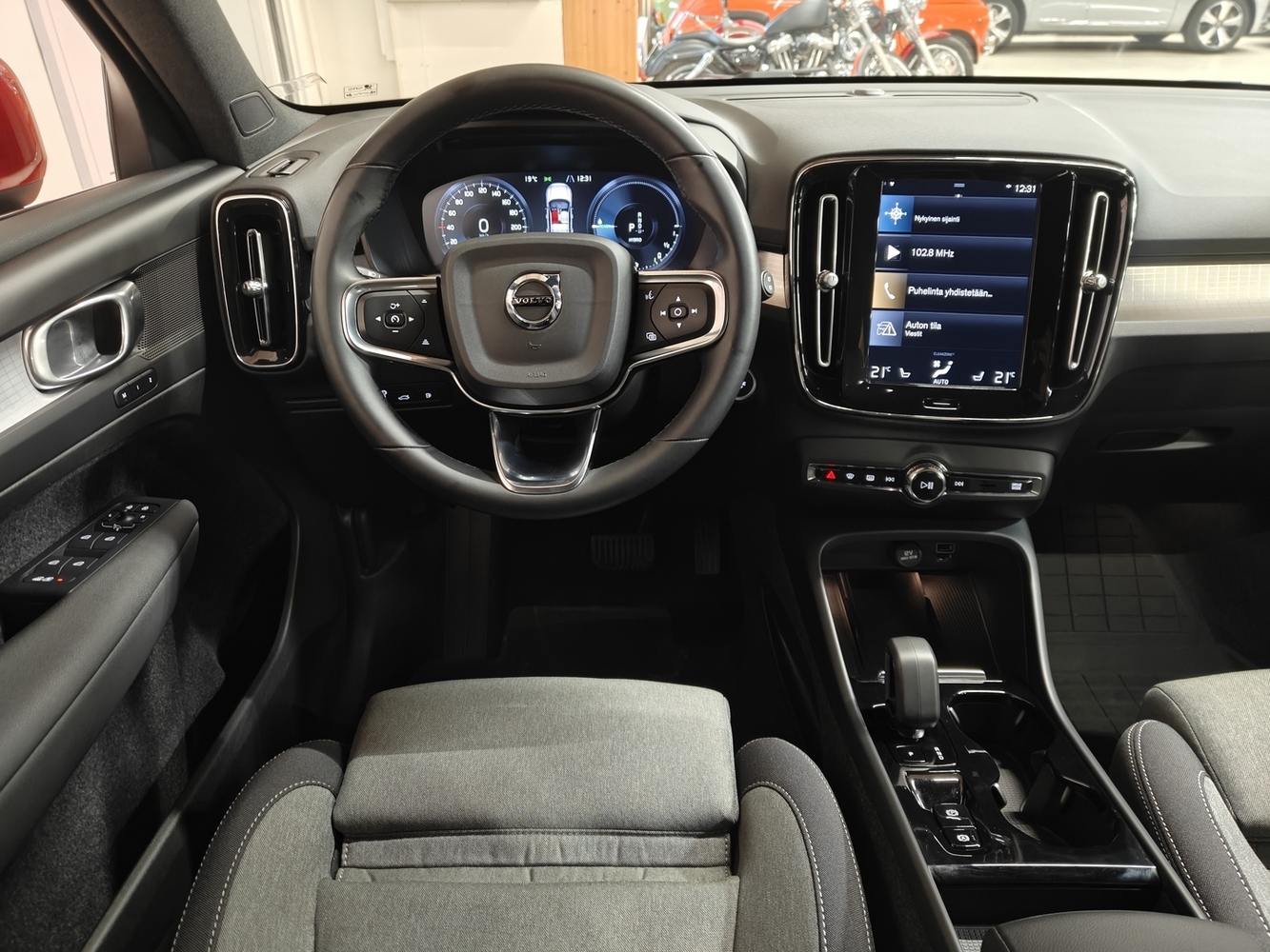 Volvo XC40 vaihtoauto
