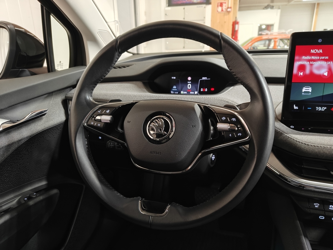 Skoda Enyaq vaihtoauto