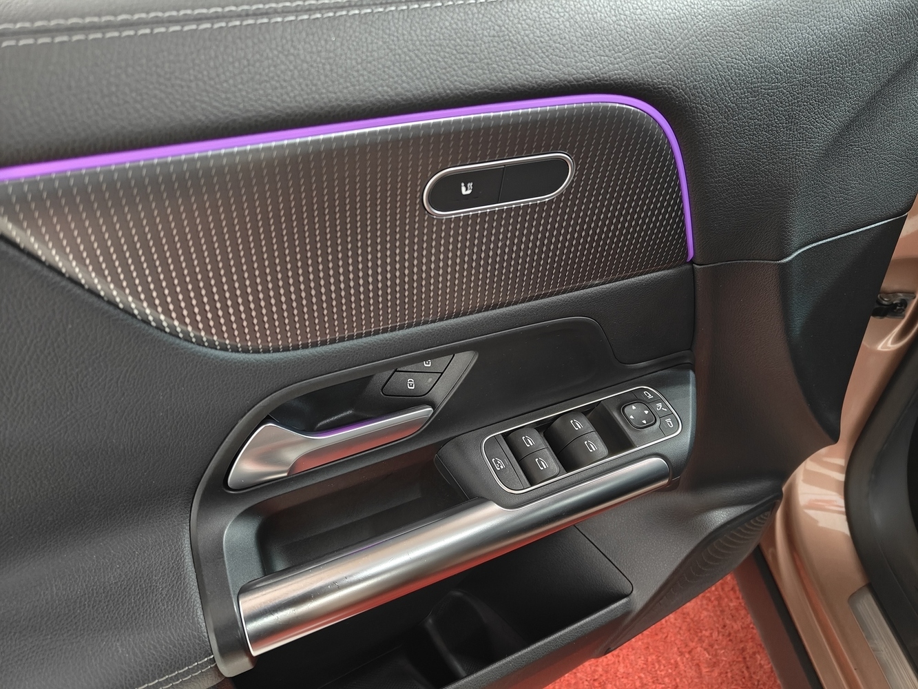 Mercedes-Benz EQA vaihtoauto