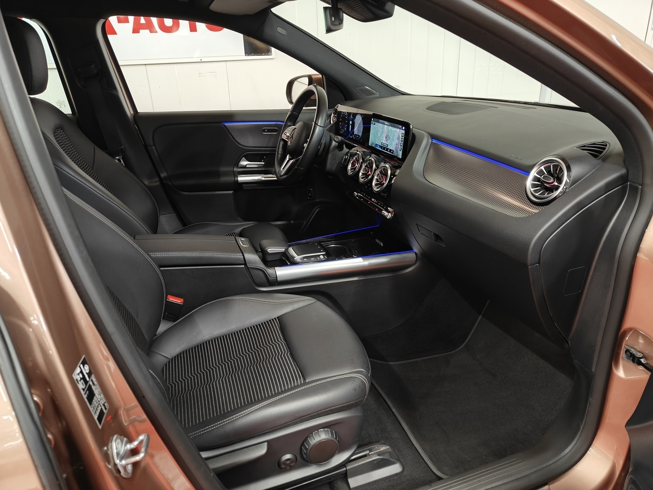 Mercedes-Benz EQA vaihtoauto