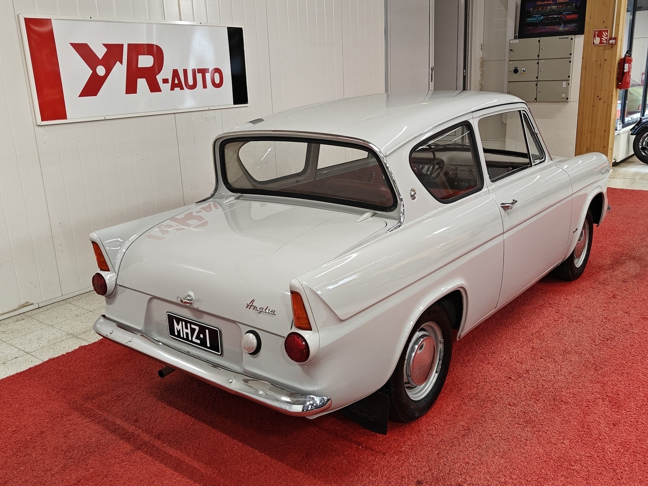 Ford Anglia vaihtoauto