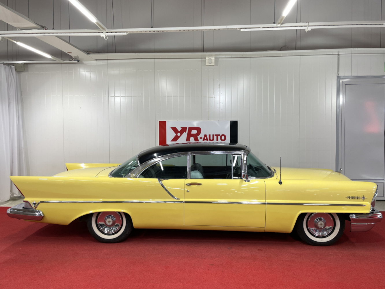 Lincoln Premiere vaihtoauto