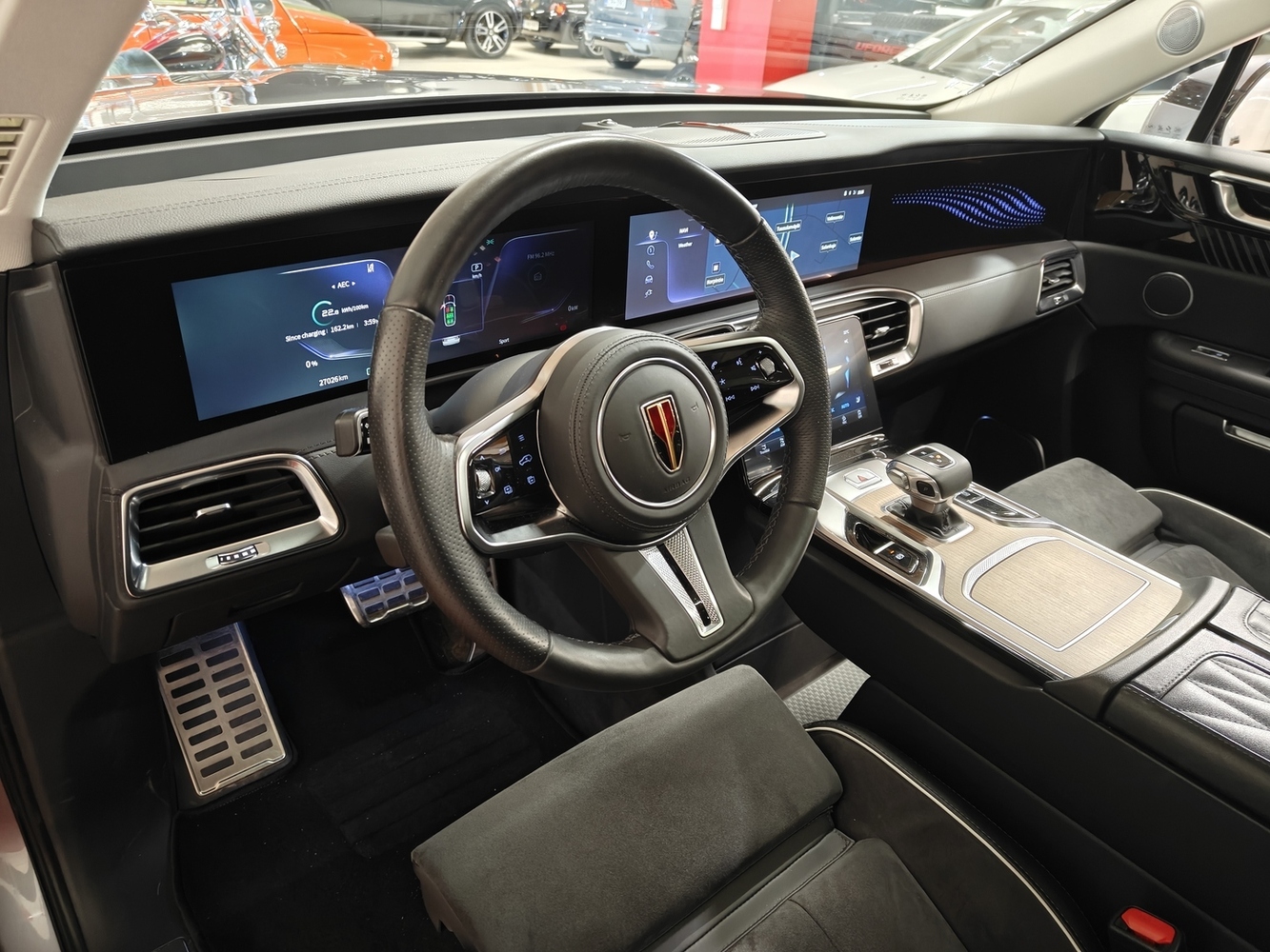 Hongqi E-HS9 vaihtoauto