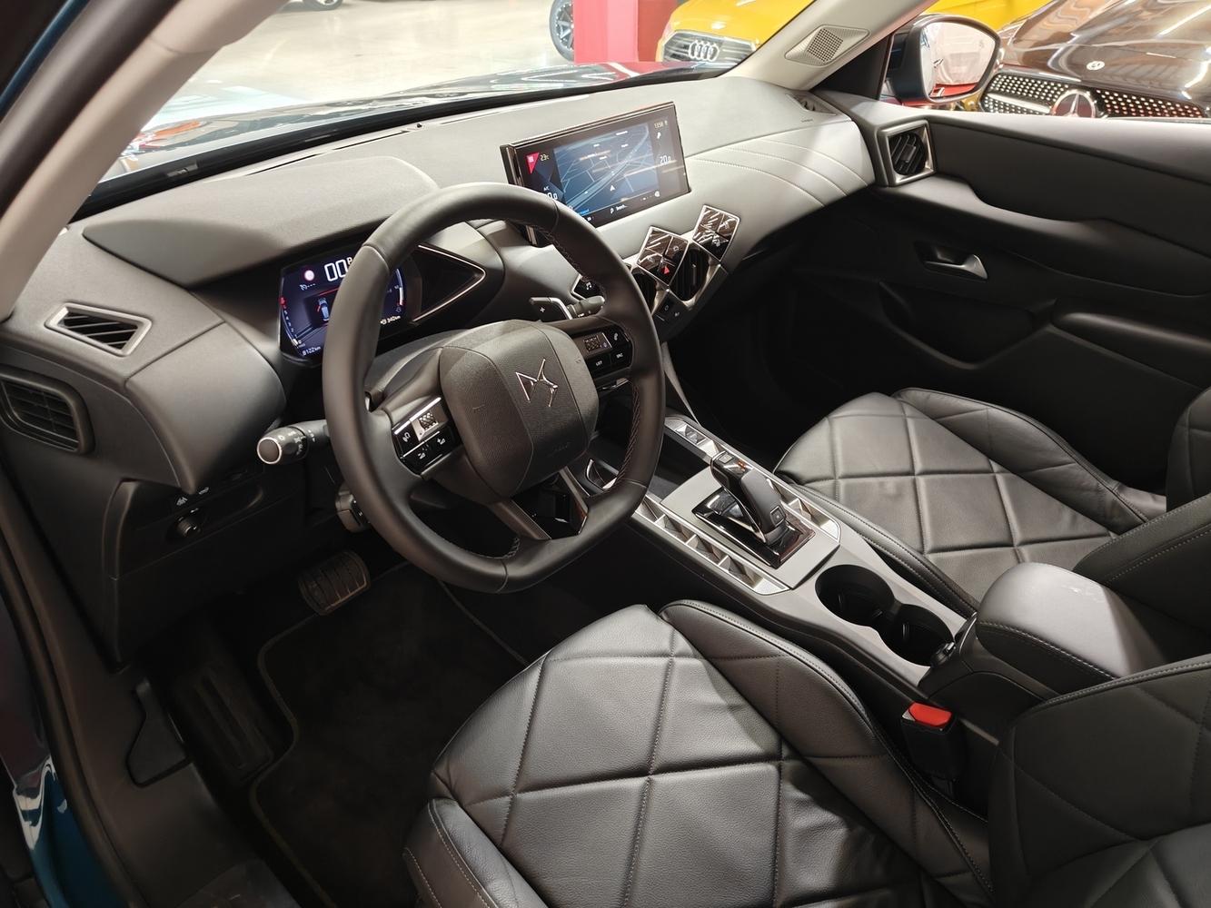 DS 3 Crossback vaihtoauto