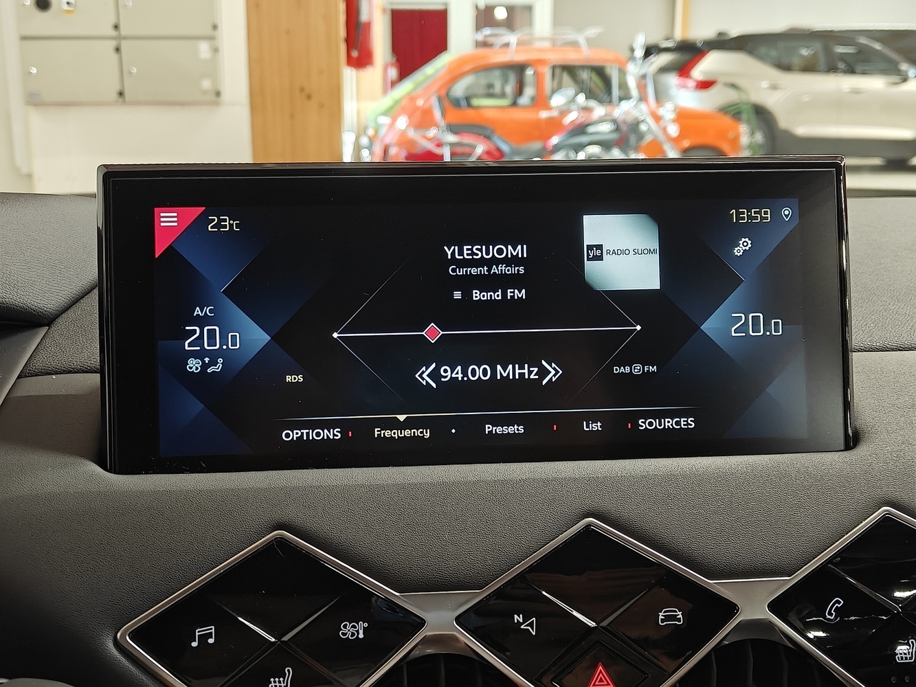 DS 3 Crossback vaihtoauto