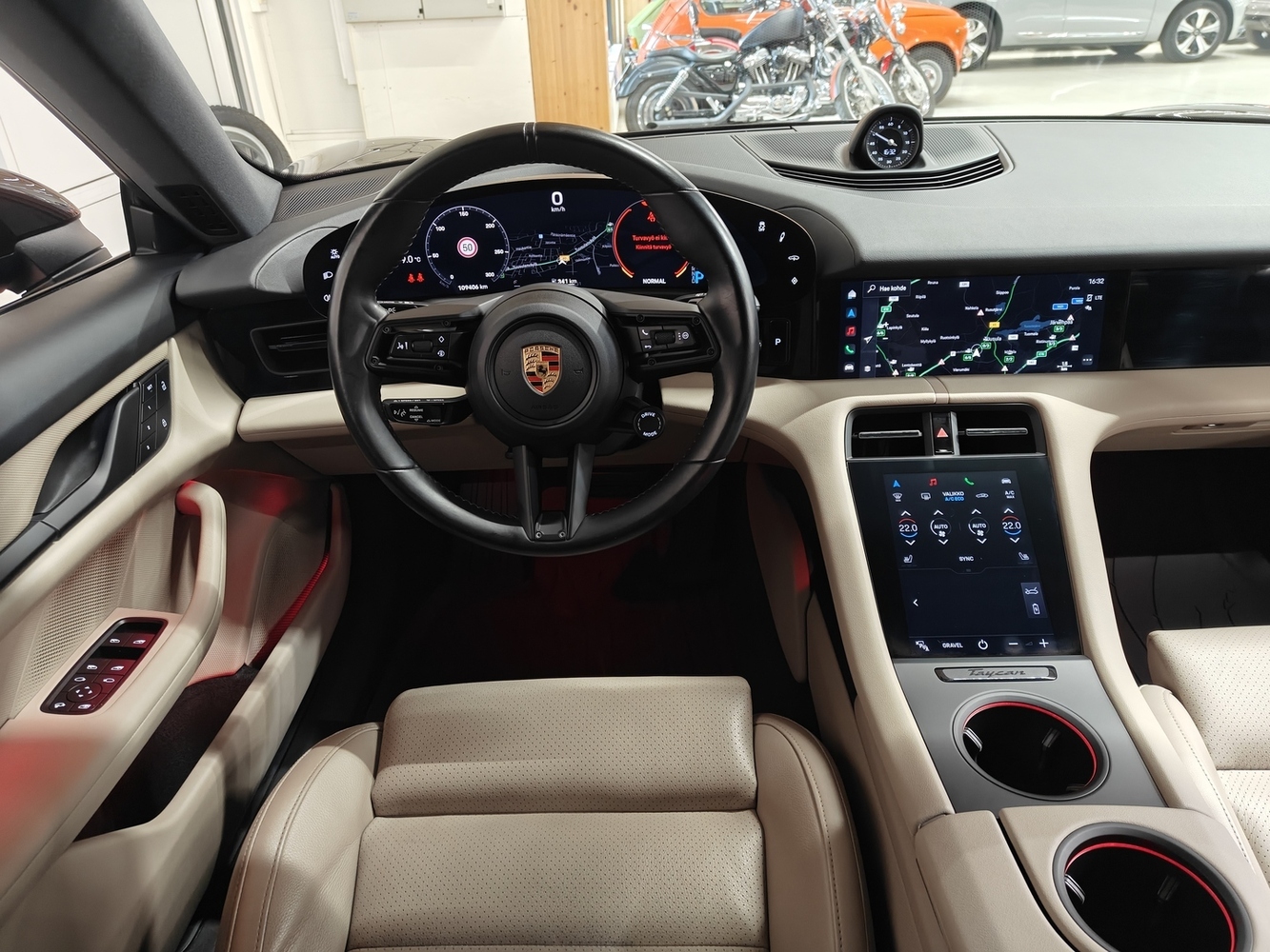 Porsche Taycan vaihtoauto