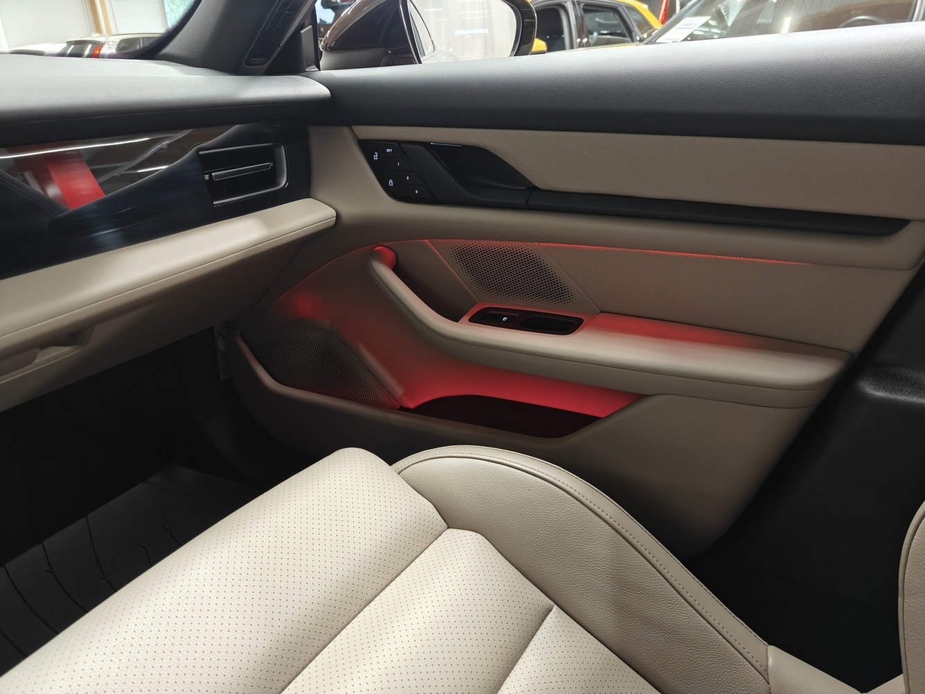 Porsche Taycan vaihtoauto
