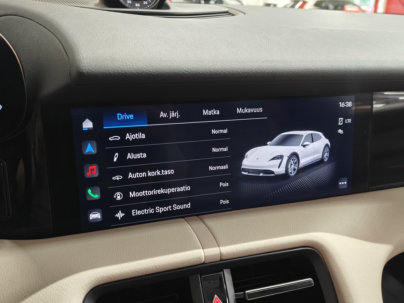 Porsche Taycan vaihtoauto