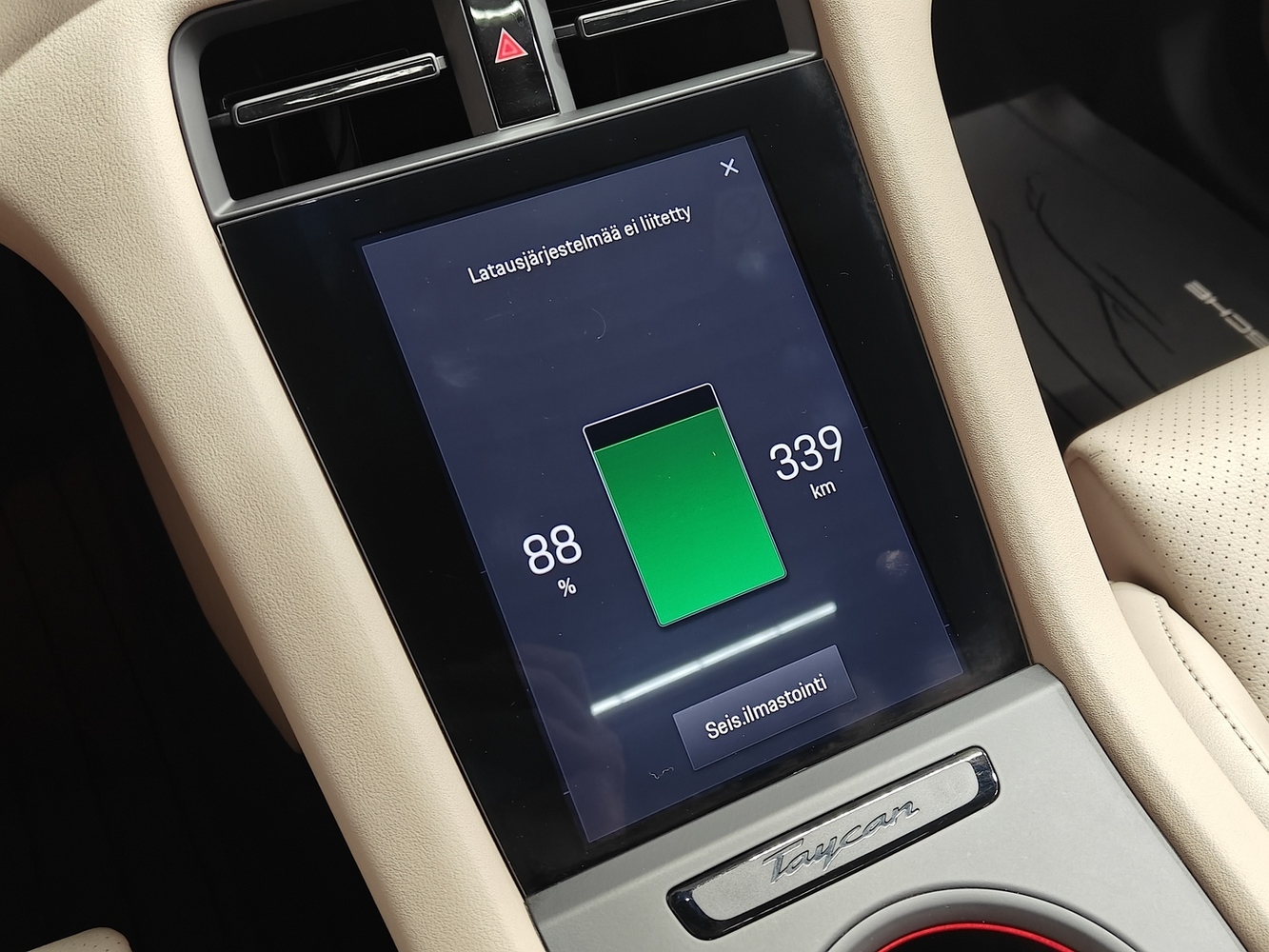 Porsche Taycan vaihtoauto