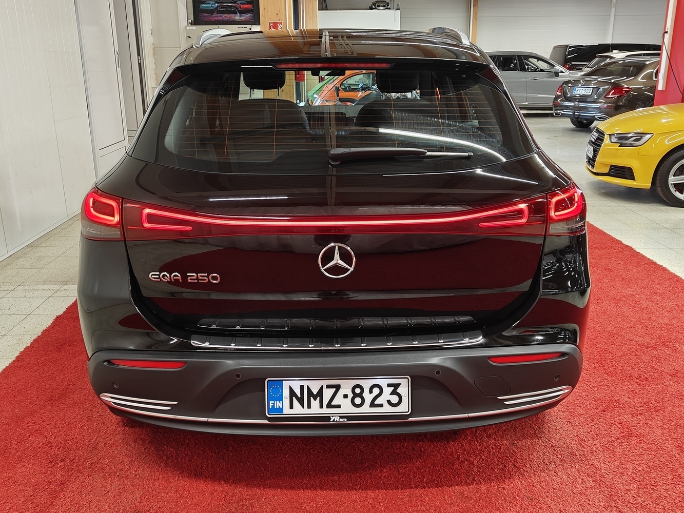 Mercedes-Benz EQA vaihtoauto