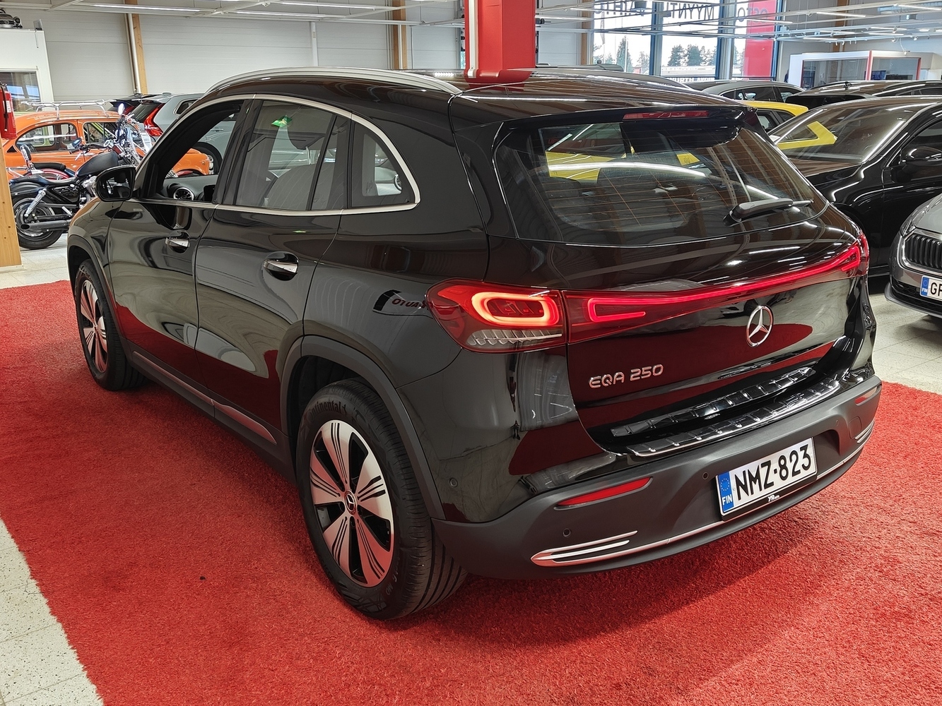 Mercedes-Benz EQA vaihtoauto